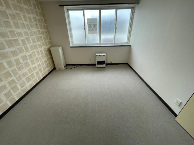 函館市日吉町アパート リビング