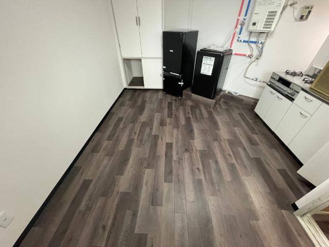 函館市富岡町アパート リビング