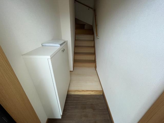 函館市中道アパート 玄関