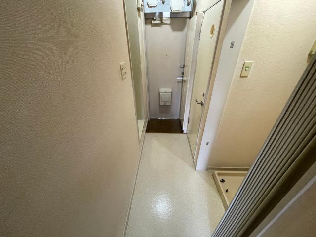パレス深堀（204） 玄関