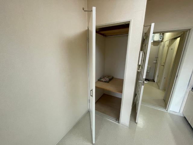 パレス深堀（204） 収納