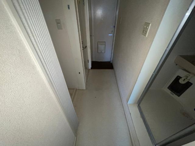 パレス深堀（205） 玄関