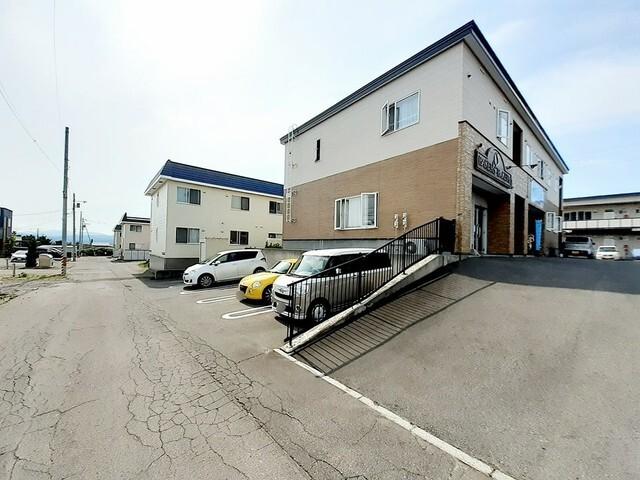 エルレーヴ大川（202） 駐車場