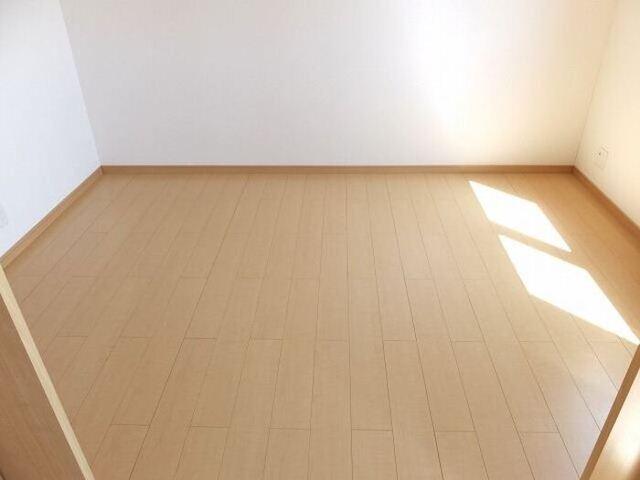 リビングタウン山の手　Ｅ（202） 部屋画像