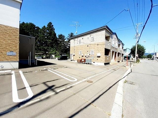 グランツ榎本（102） 駐車場