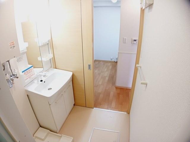 エルム　プラシードＡ−７号館（102） 洗面