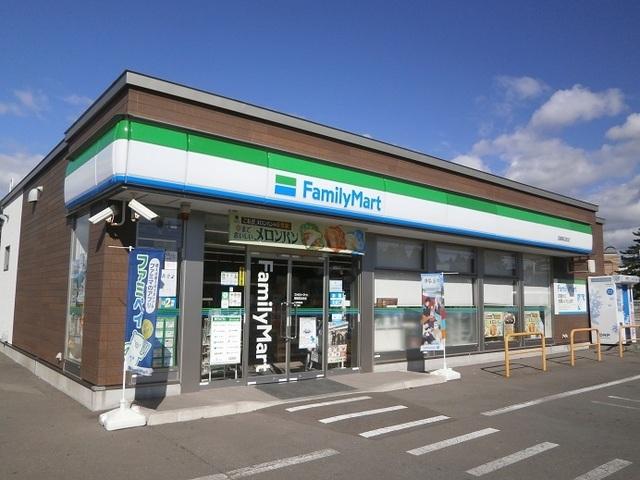 ファミリーマート 函館高丘町店：700m