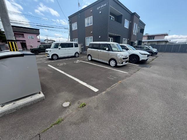 アプシノンⅠ（102） 駐車場