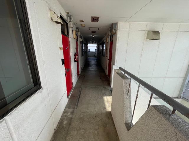 函館市中道アパート エントランス
