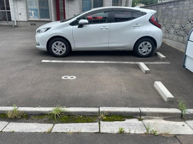 函館市柳町アパート 駐車場
