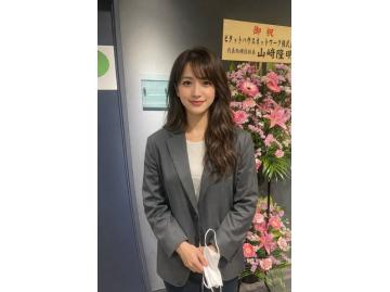 スタッフのサムネイル