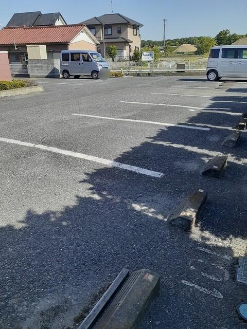 エピナール　Ａ（202） 駐車場