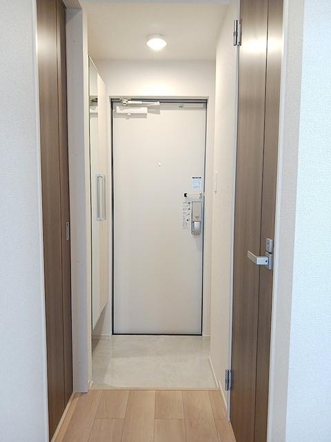 ヒカルサ熊谷ノース（301） 玄関
