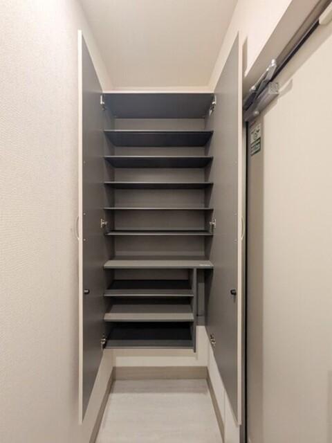 ノーブルラフィネ万平町　A（105） 部屋画像
