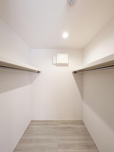 ノーブルラフィネ万平町　B（105） 部屋画像