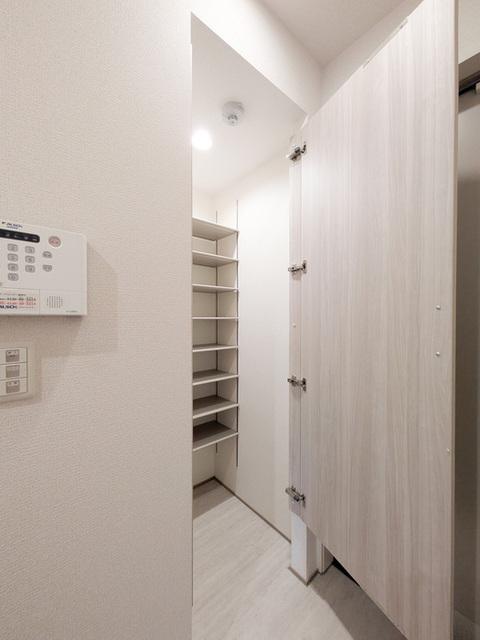 ノーブルラフィネ万平町　A（302） 部屋画像