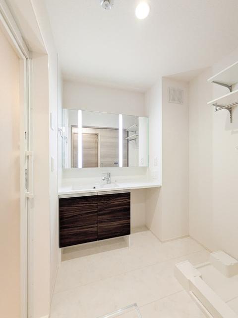 ノーブルラフィネ万平町　B（303） 部屋画像