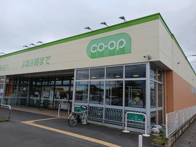 コープみらい熊谷店：500m