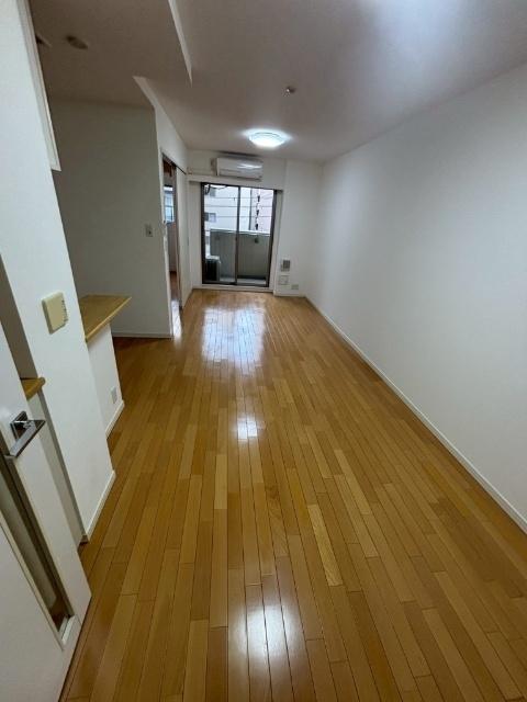大阪市西区北堀江マンション リビング