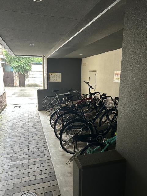 サニーハウス南堀江（901） 駐車場