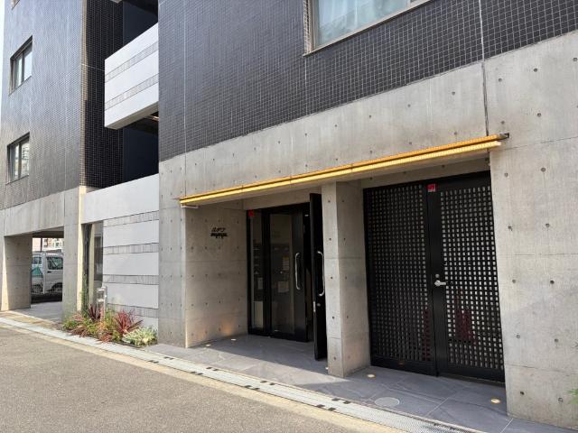 南堀江アパートメントリオ（301） 駐車場