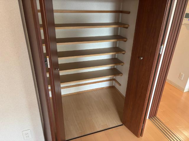 大阪市中央区安堂寺町マンション 収納