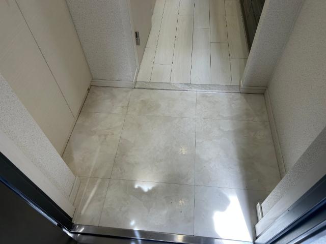 大阪市中央区淡路町マンション 玄関