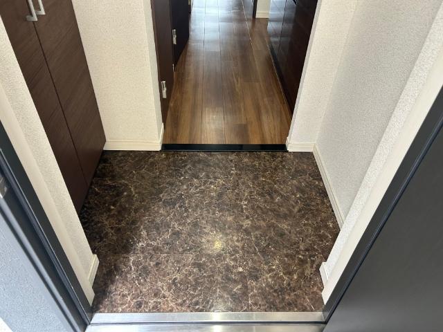 大阪市中央区淡路町マンション 玄関