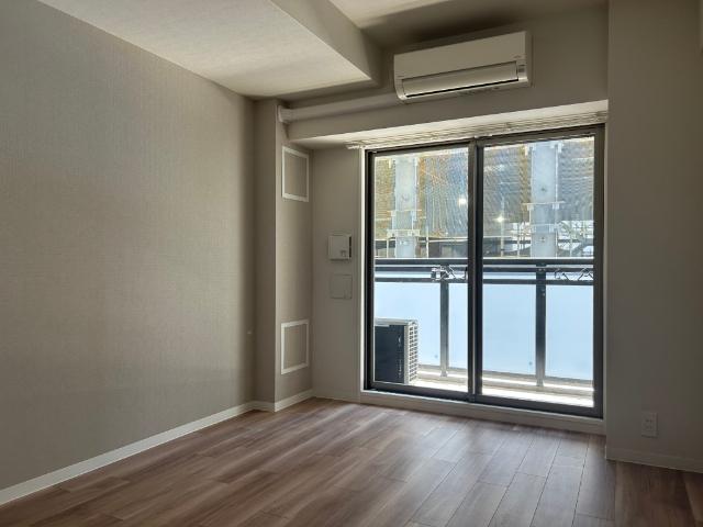 大阪市中央区東高麗橋マンション リビング