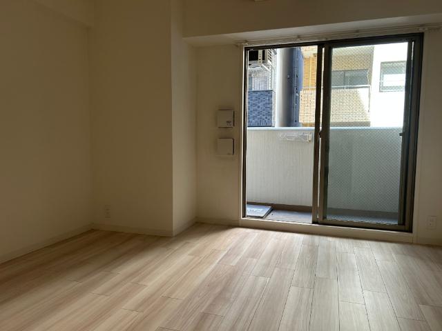 大阪市中央区東高麗橋マンション リビング