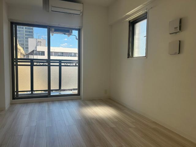 大阪市中央区東高麗橋マンション リビング