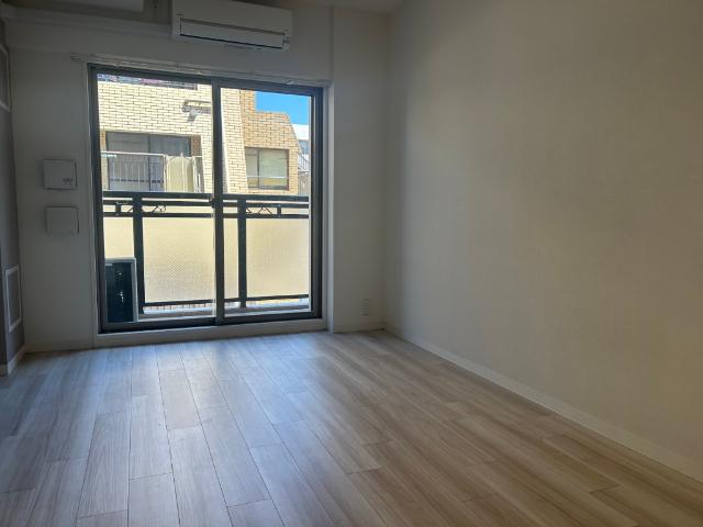 大阪市中央区東高麗橋マンション リビング