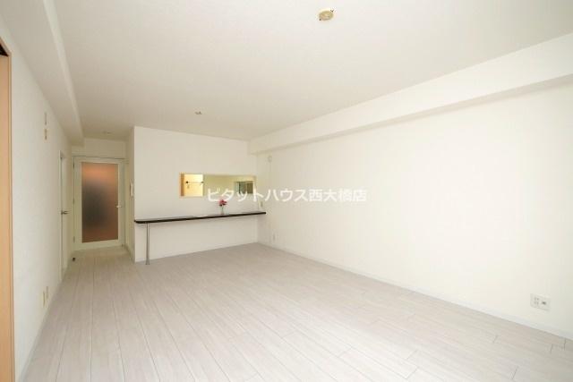 大阪市中央区内久宝寺町マンション リビング