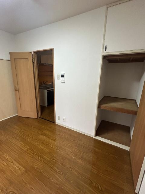 大阪市中央区高津マンション 室内