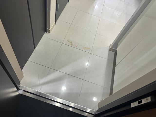 大阪市中央区材木町マンション 玄関