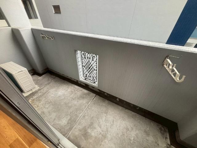 大阪市浪速区恵美須西マンション バルコニー