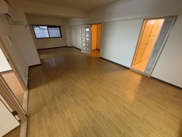 大阪市浪速区敷津東マンション リビング