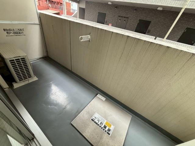 大阪市浪速区日本橋マンション バルコニー