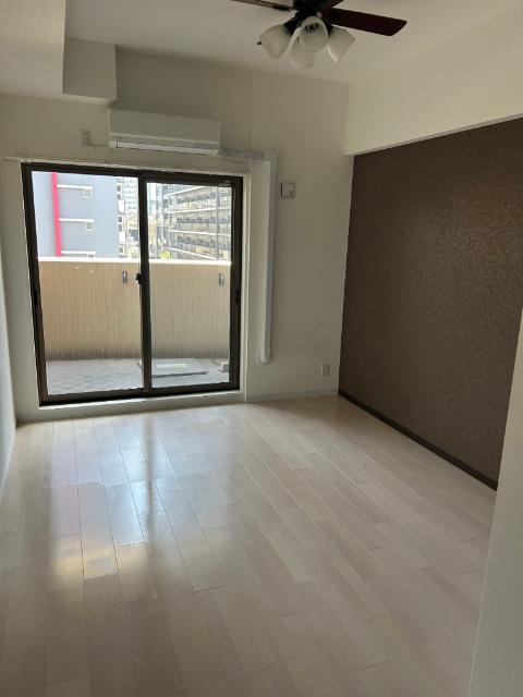 LUXE難波南（1018） 室内