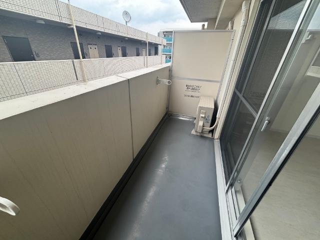 大阪市浪速区日本橋マンション バルコニー