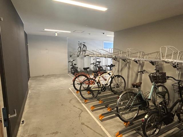 大阪市中央区久太郎町マンション 駐車場