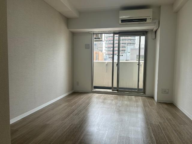 大阪市中央区久太郎町マンション リビング