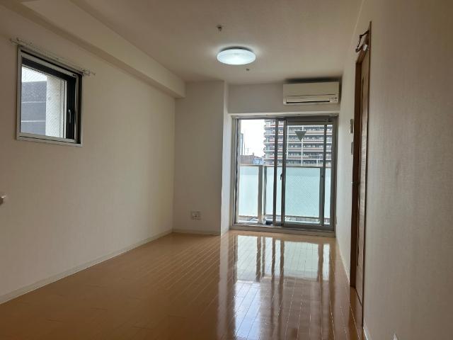 大阪市中央区久太郎町マンション リビング
