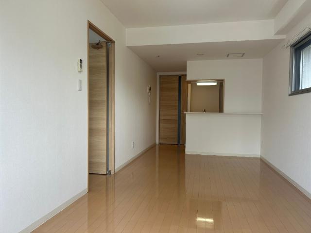 大阪市中央区久太郎町マンション リビング