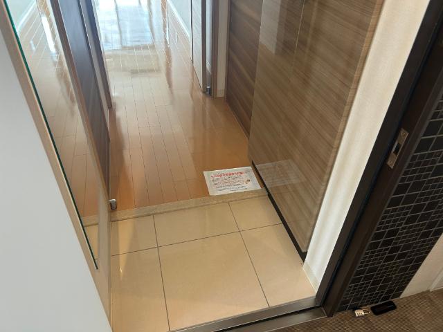 大阪市中央区久太郎町マンション 玄関