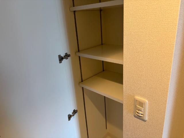 アメニティ心斎橋EAST 収納