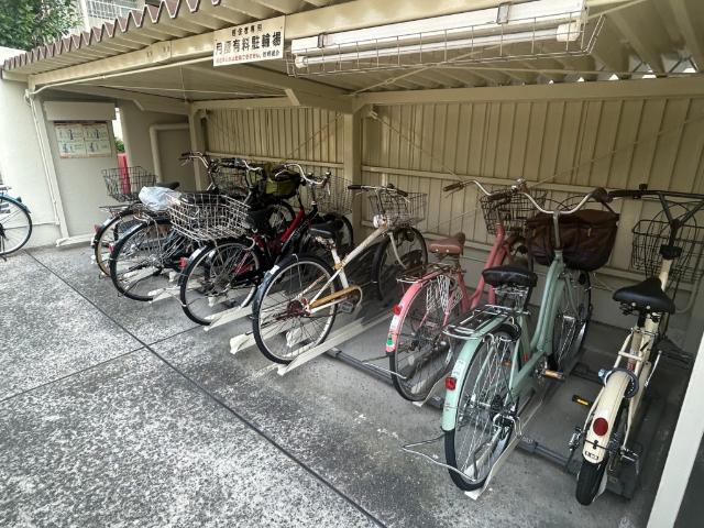 ローレルハイツ大淀（249） 駐車場