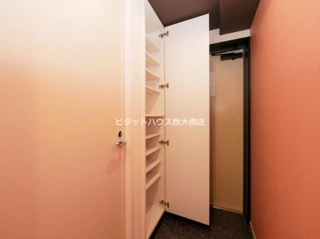 大阪市西区九条南マンション 収納