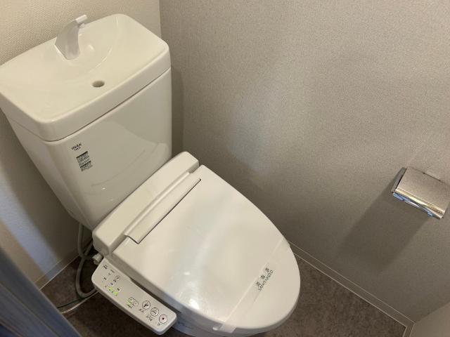 大阪市北区西天満マンション トイレ