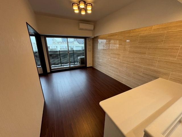 大阪市浪速区恵美須西マンション リビング